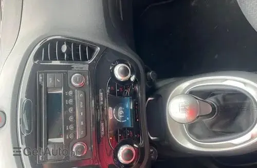 NISSAN Yuke 