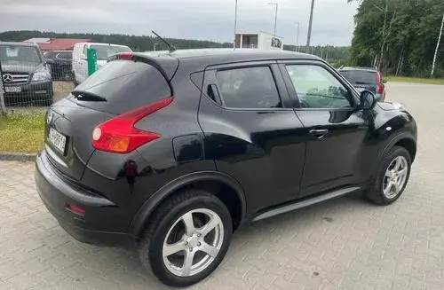 NISSAN Yuke 