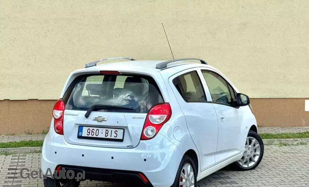CHEVROLET Spark 
