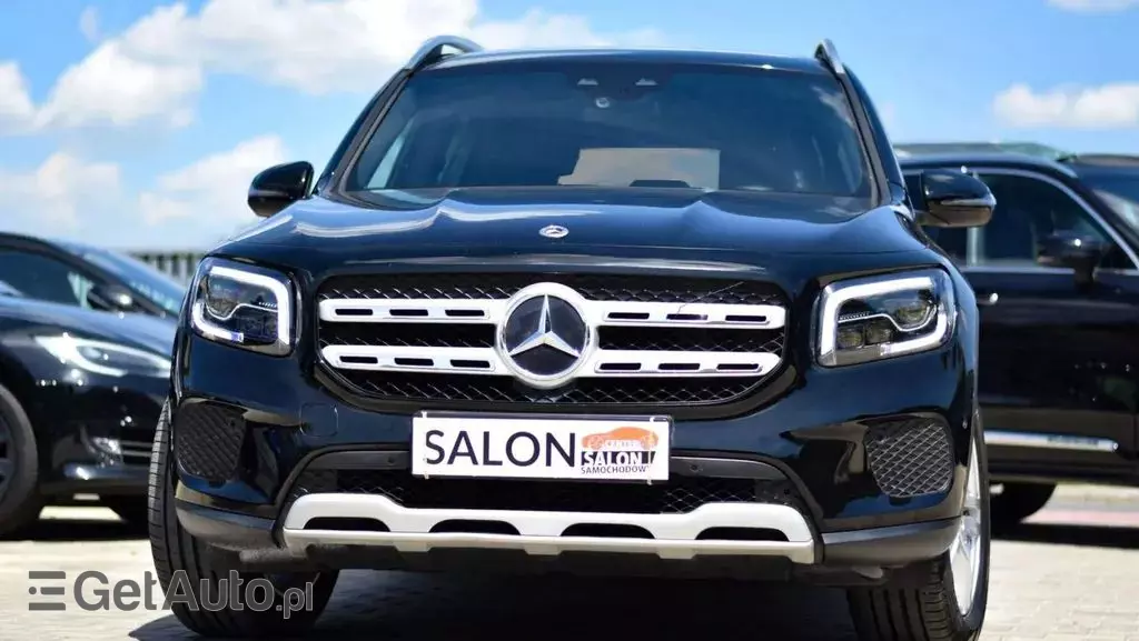 MERCEDES-BENZ GLB 