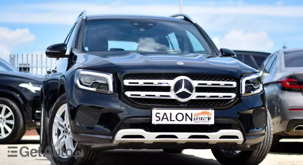 MERCEDES-BENZ GLB 