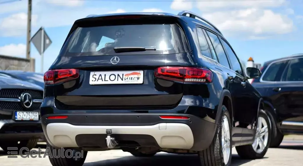 MERCEDES-BENZ GLB 