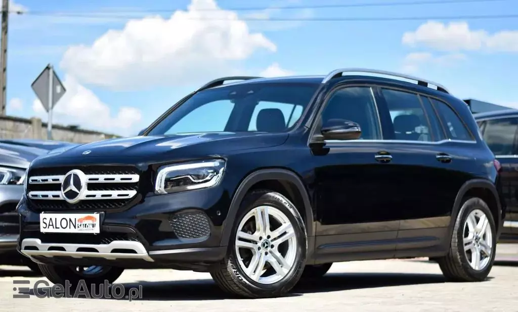 MERCEDES-BENZ GLB 