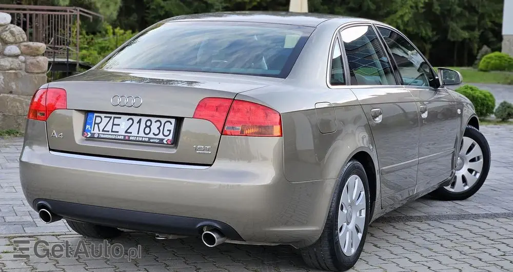 AUDI A4 1.8 T quattro