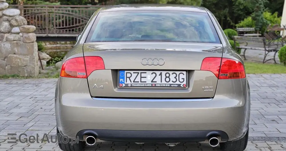 AUDI A4 1.8 T quattro