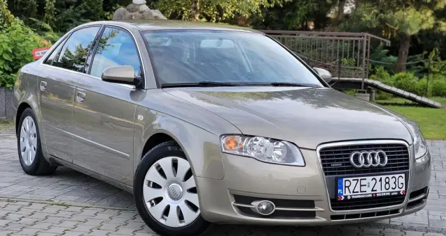 AUDI A4 1.8 T quattro