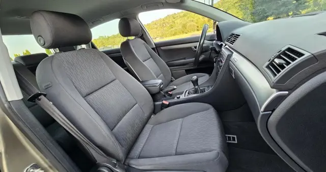 AUDI A4 1.8 T quattro