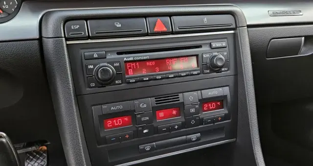 AUDI A4 1.8 T quattro