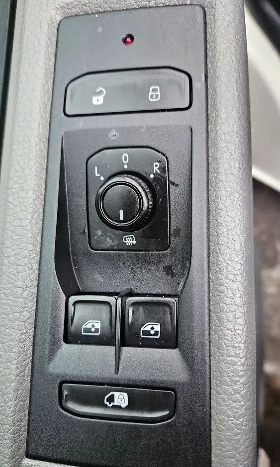 VOLKSWAGEN TRANSPORTER T6.1 