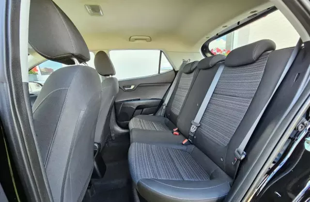 KIA Stonic 1.6 CRDi (116 KM)