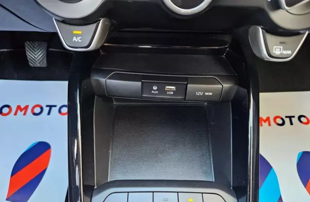 KIA Stonic 1.6 CRDi (116 KM)