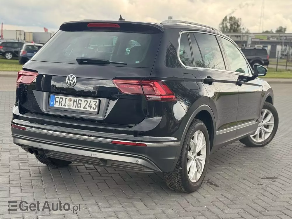 VOLKSWAGEN Tiguan 