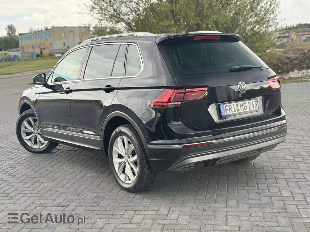 VOLKSWAGEN Tiguan 