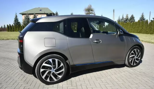 BMW I3 