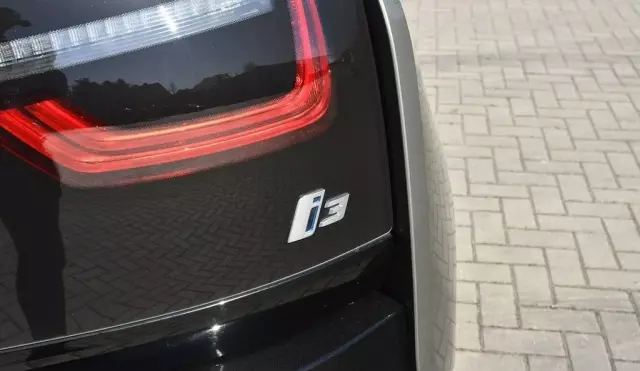 BMW I3 