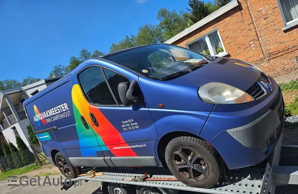RENAULT Trafic 