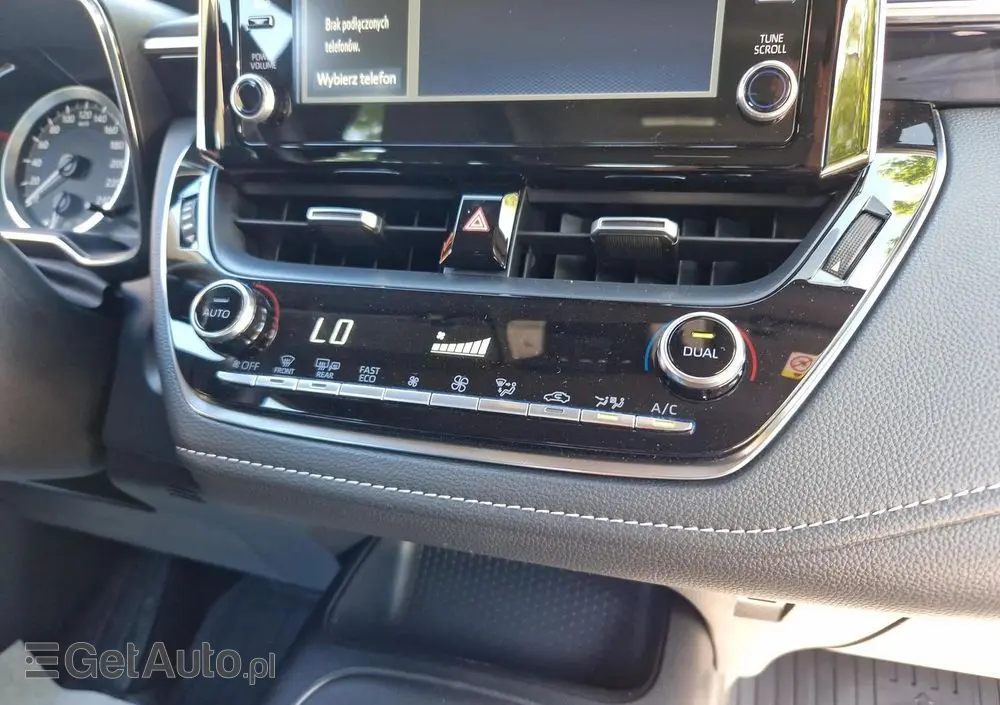 TOYOTA Corolla 1.8 Hybrid Comfort