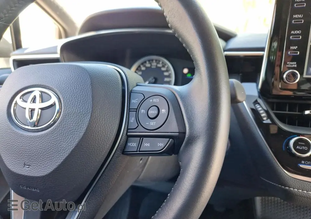 TOYOTA Corolla 1.8 Hybrid Comfort