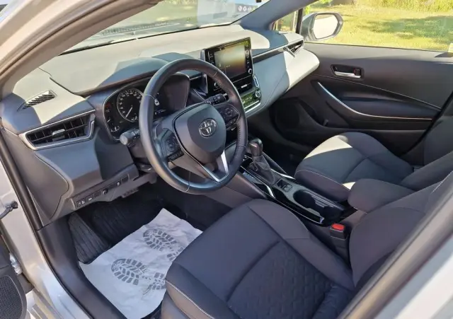 TOYOTA Corolla 1.8 Hybrid Comfort