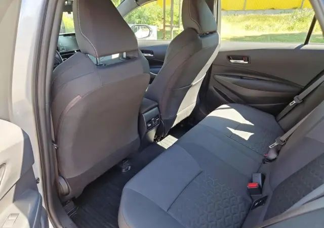 TOYOTA Corolla 1.8 Hybrid Comfort