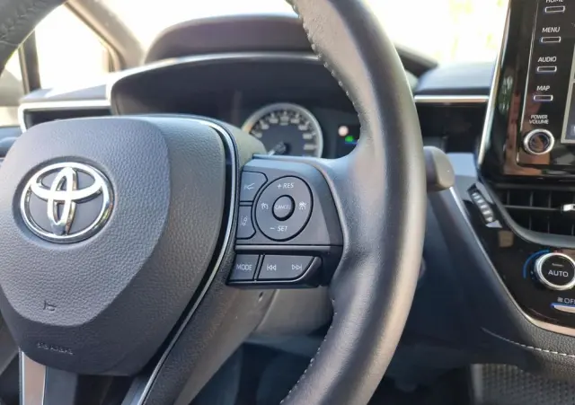 TOYOTA Corolla 1.8 Hybrid Comfort