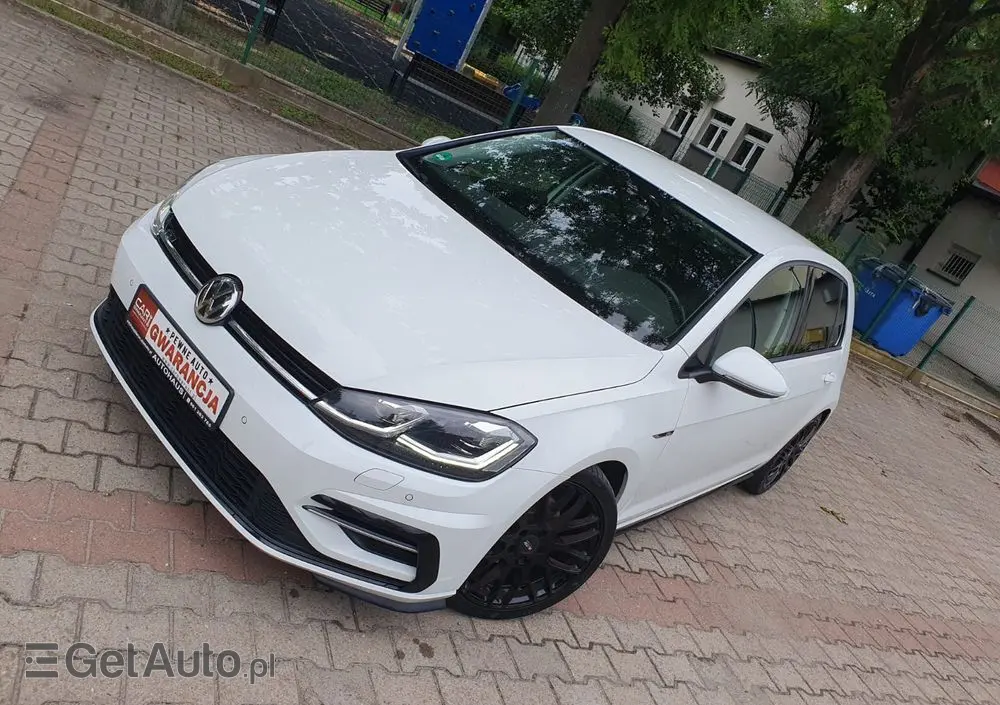 VOLKSWAGEN Golf 1.5 TSI OPF R-Line