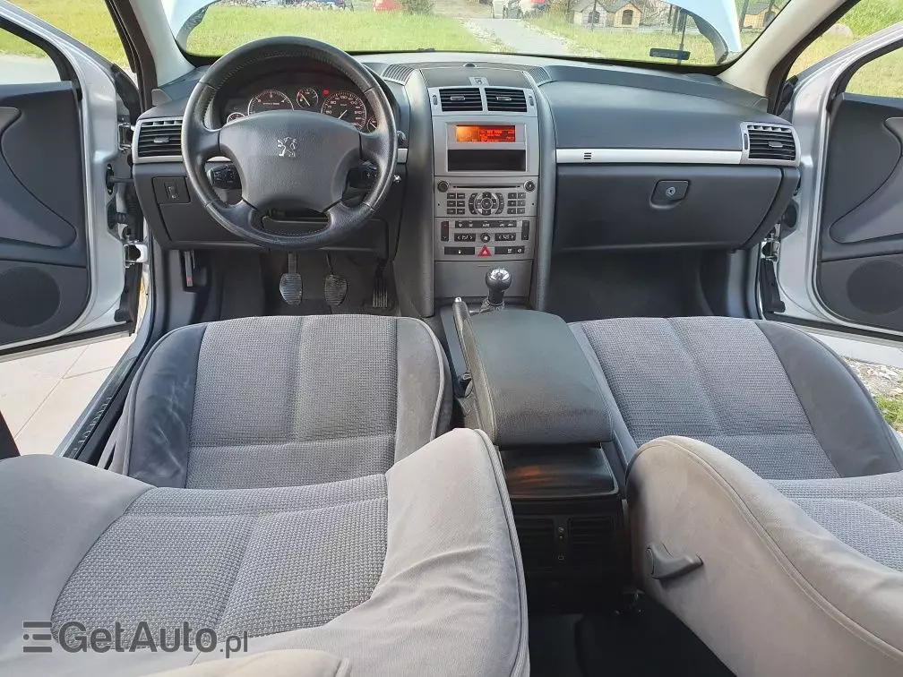 PEUGEOT 407 