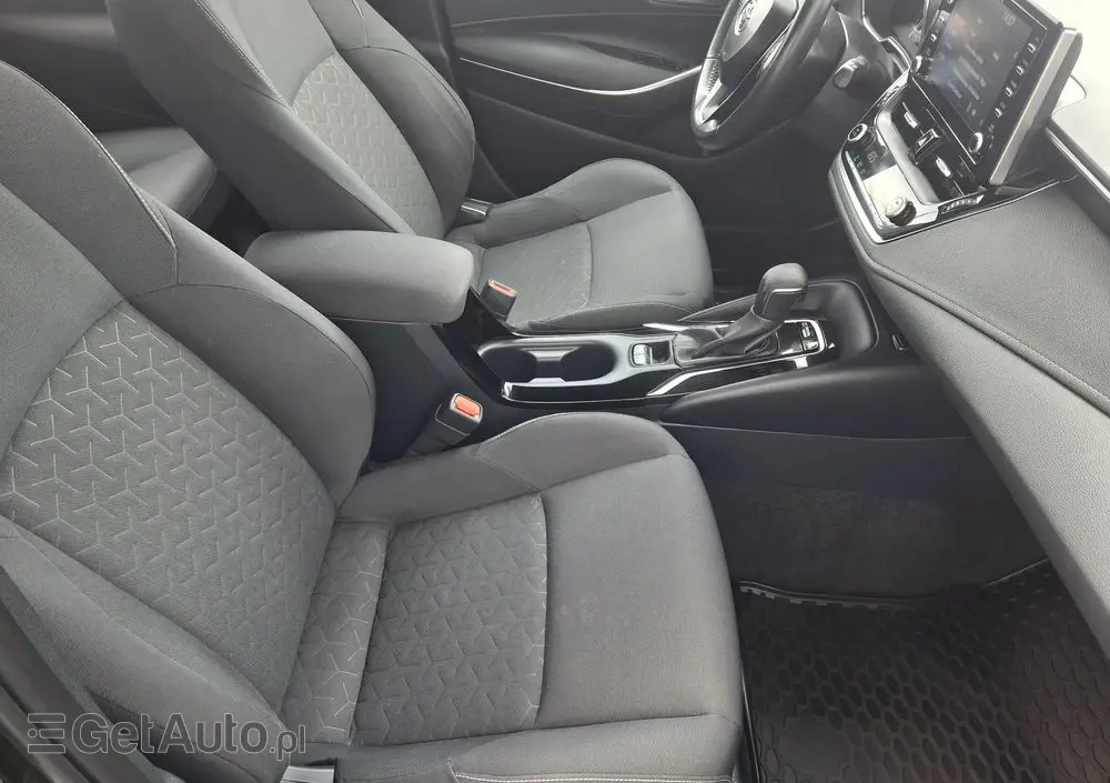 TOYOTA Corolla 1.8 Hybrid Executive