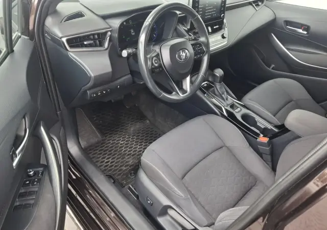 TOYOTA Corolla 1.8 Hybrid Executive