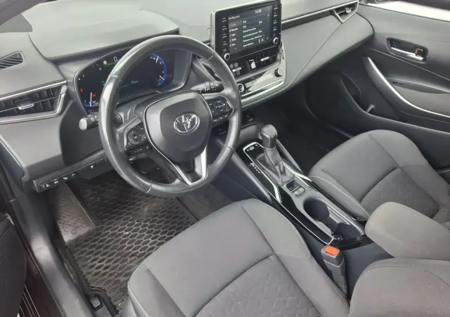 TOYOTA Corolla 1.8 Hybrid Executive