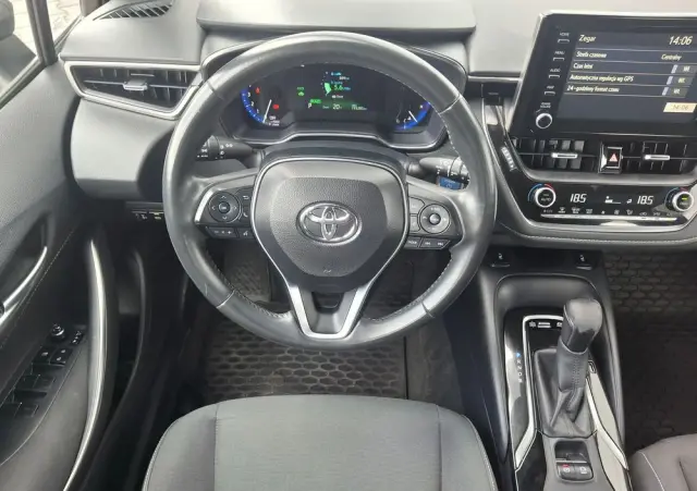 TOYOTA Corolla 1.8 Hybrid Executive