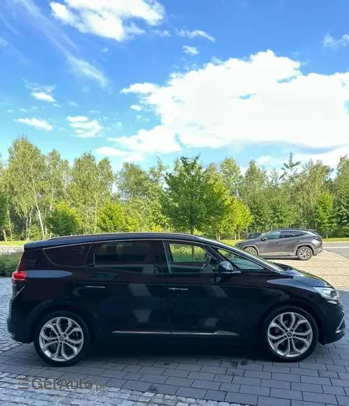 RENAULT Grand Scenic 