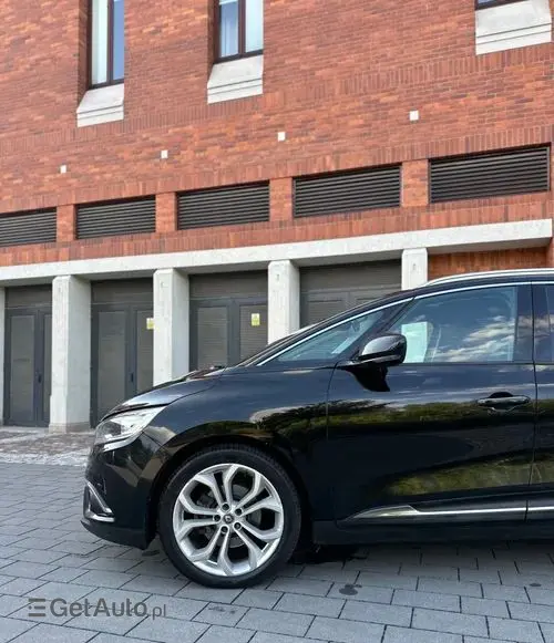 RENAULT Grand Scenic 