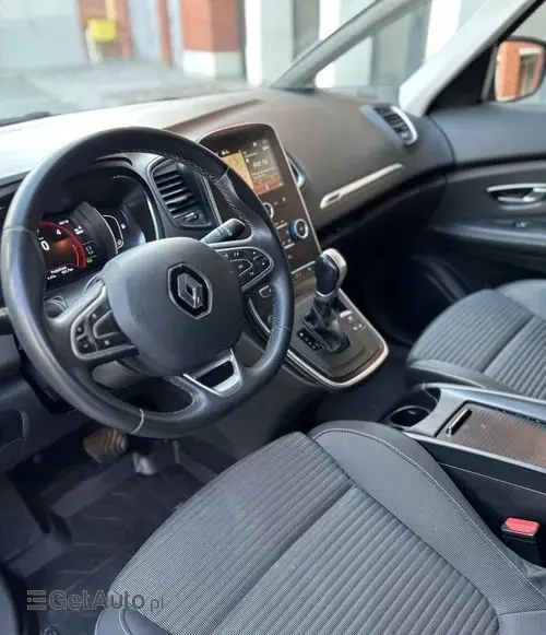 RENAULT Grand Scenic 