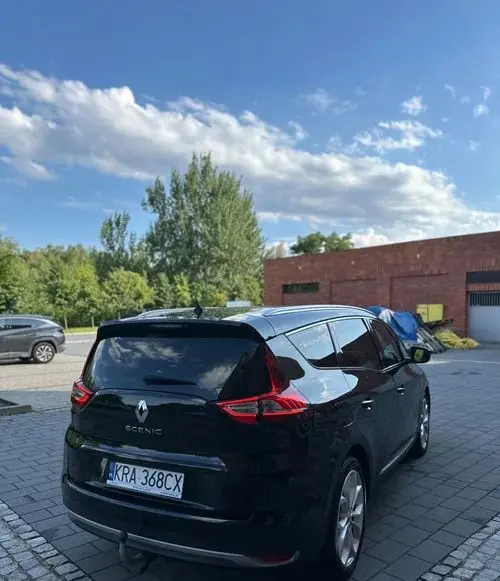 RENAULT Grand Scenic 