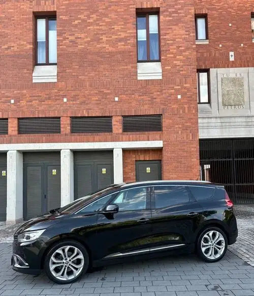 RENAULT Grand Scenic 