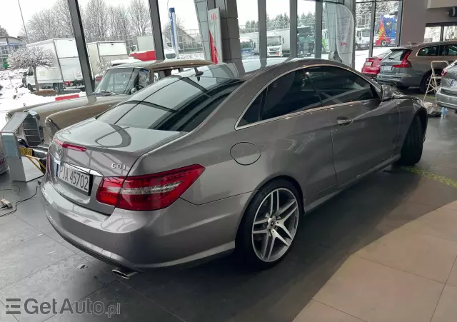 MERCEDES-BENZ Klasa E 350 CDI DPF Coupe BlueEFFICIENCY 7G-TRONIC Elegance