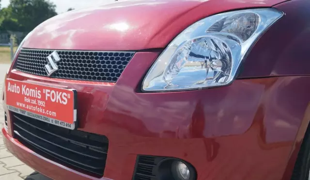 SUZUKI Swift 