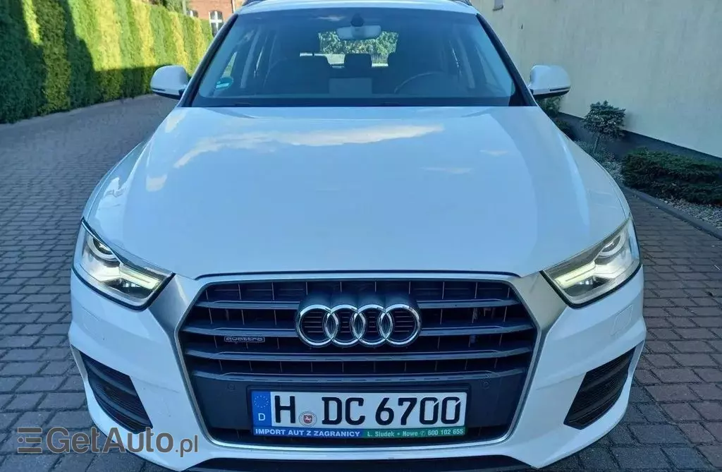 AUDI Q3 