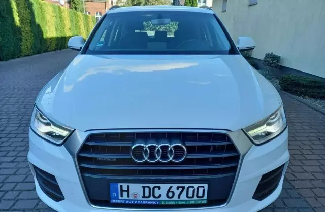AUDI Q3 