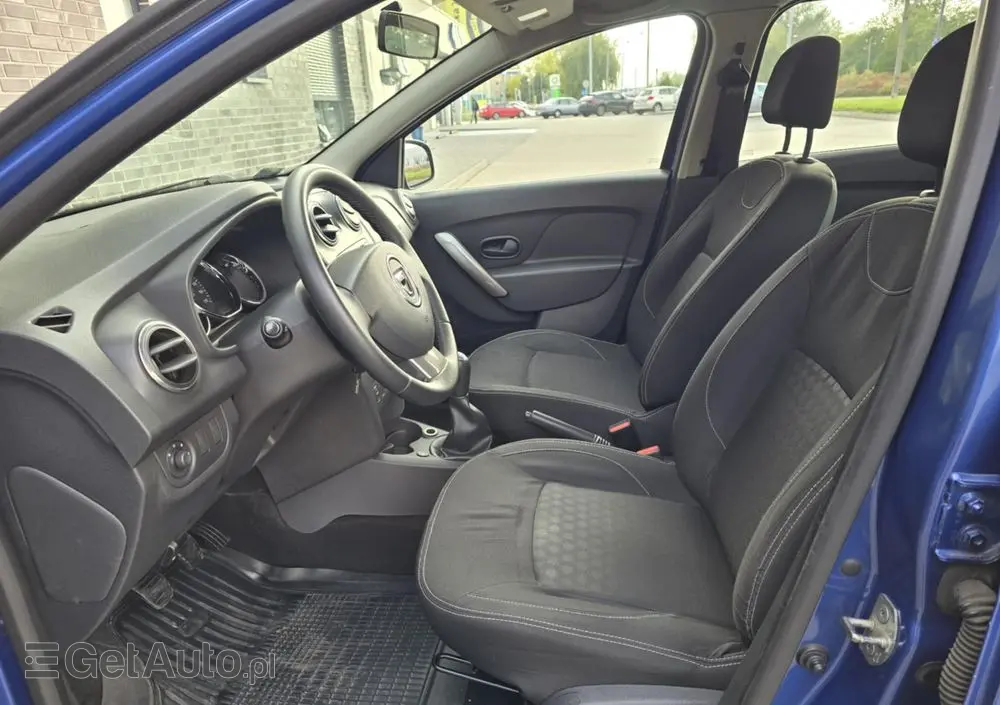 DACIA Logan 1.2 16V SL Celebration