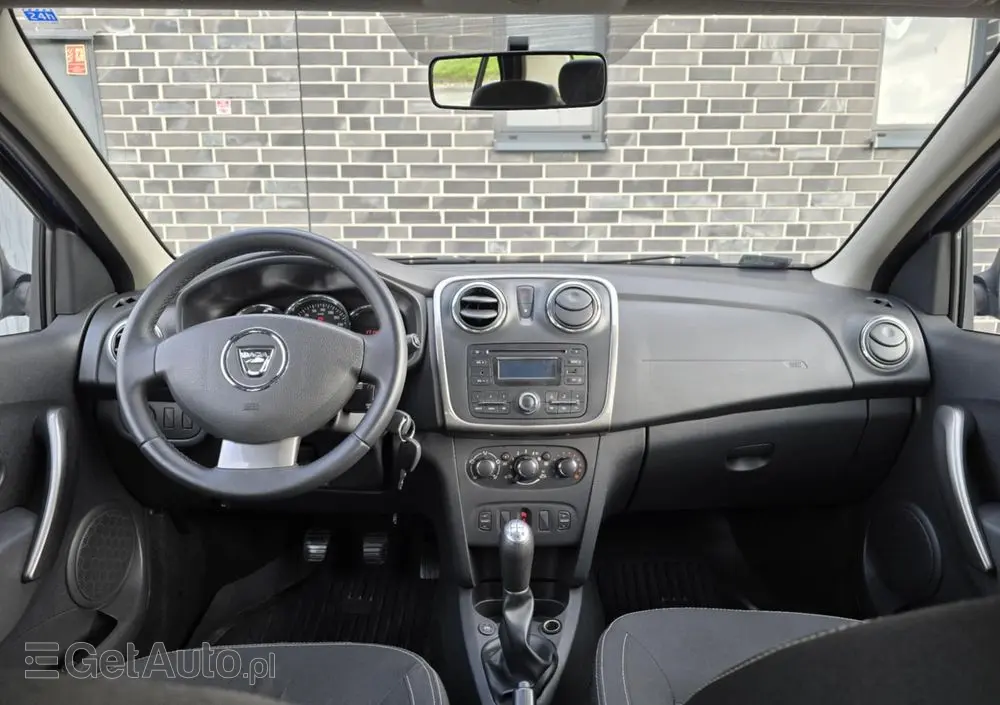 DACIA Logan 1.2 16V SL Celebration