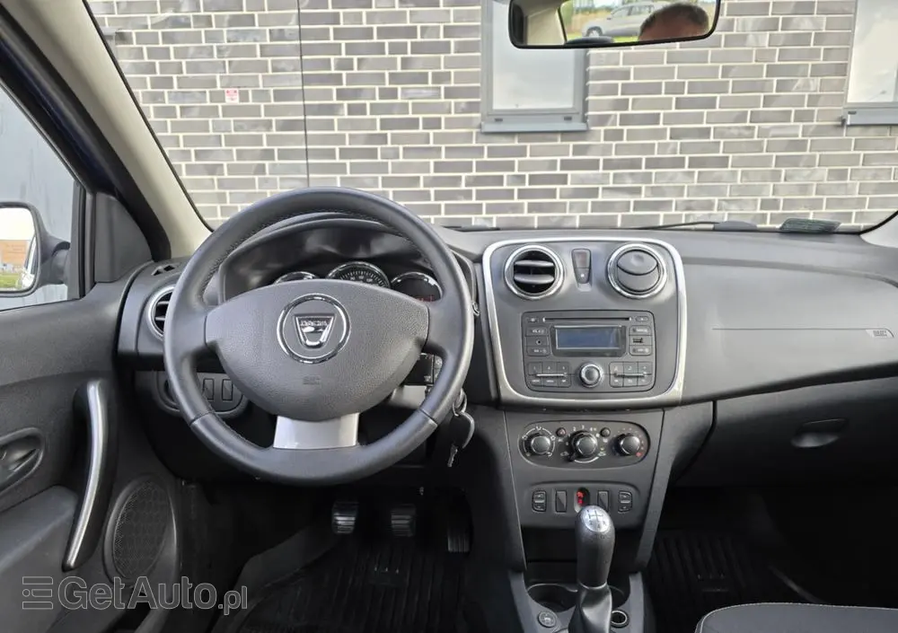 DACIA Logan 1.2 16V SL Celebration