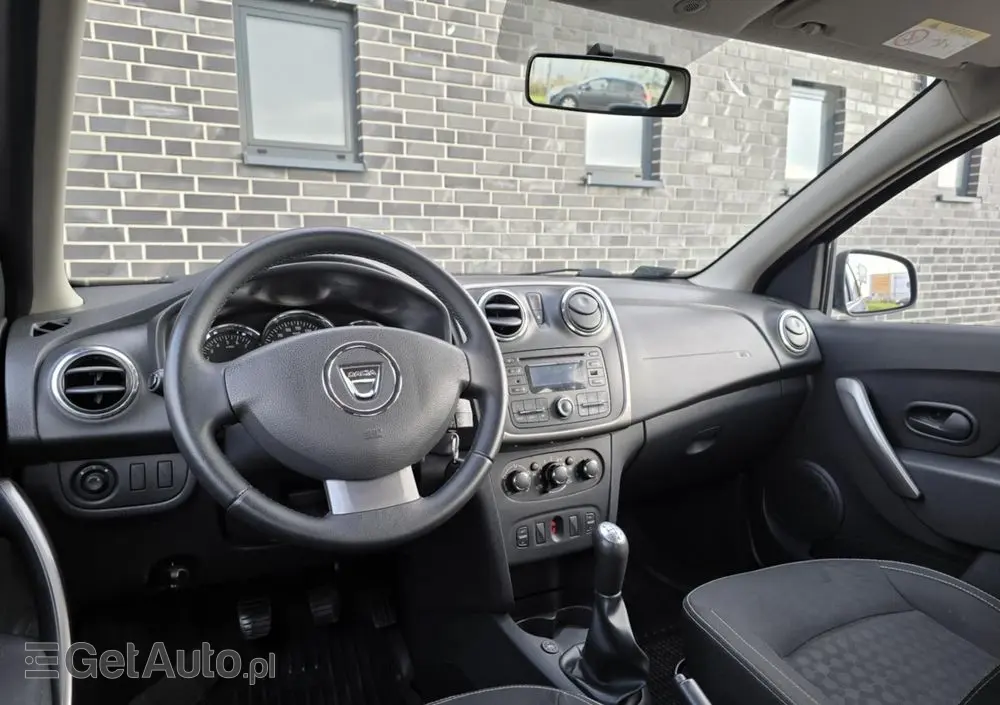 DACIA Logan 1.2 16V SL Celebration