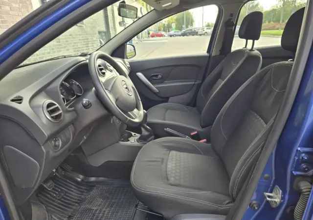 DACIA Logan 1.2 16V SL Celebration