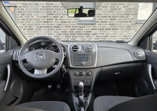 DACIA Logan 1.2 16V SL Celebration