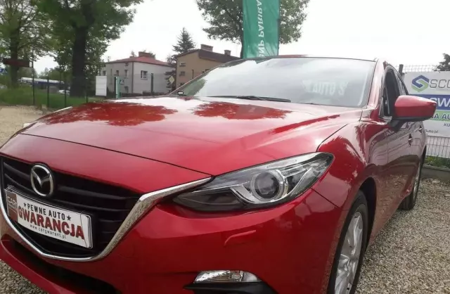 MAZDA 3 