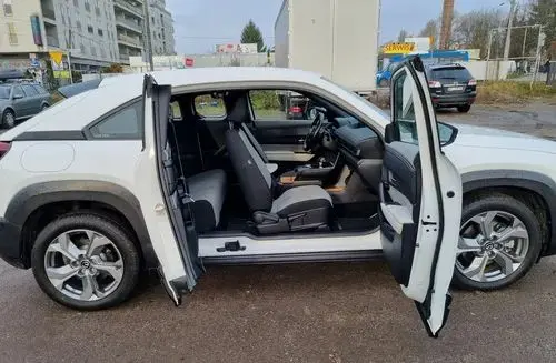 MAZDA MX-30 