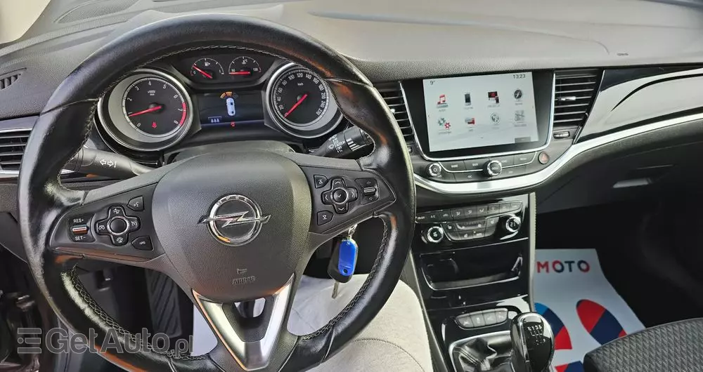 OPEL Astra 1.4 Turbo Start/Stop Sports Tourer Dynamic