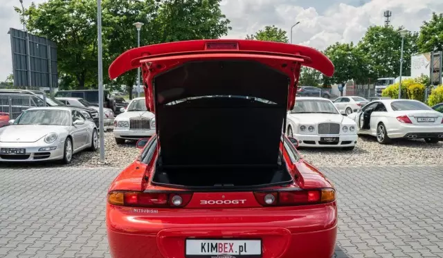 MITSUBISHI 3000 GT 